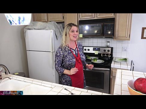 ❤️ A madrasta o ordenha na cozinha antes de sua data ❤️ Porno duro em nós pt-br.robosexshop.ru