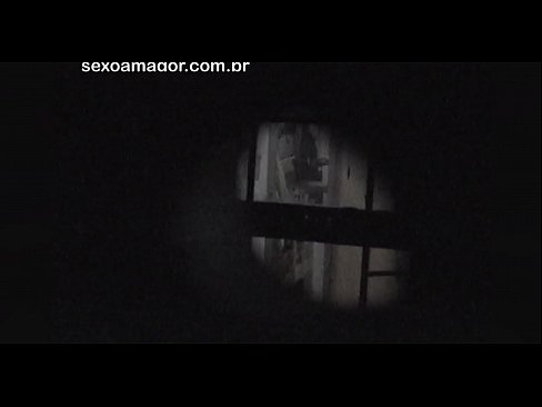 ❤️ Lourinho é secretamente filmado por um voyeur de bairro escondido atrás de tijolos ocos ❤️ Porno duro em nós pt-br.robosexshop.ru